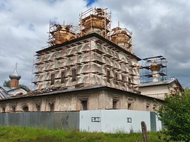 МТУ Росимущества в Псковской и Новгородской областях в 2026 году продолжило ремонт объектов культурного наследия на территории Новгородской области