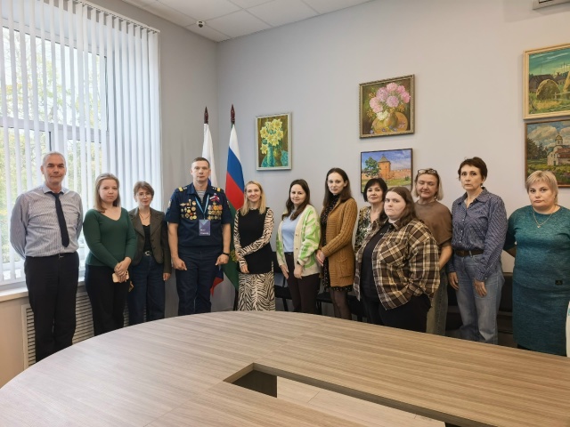 Патриотическая лекция на тему «Военное искусство: ключевые сражения Великой Отечественной войны прошла в МТУ Росимущества в Псковской и Новгородской областях